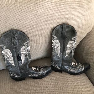Cowboy boots skull and wing